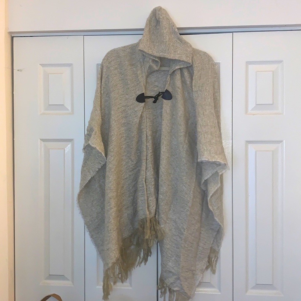 Ponchó with hoodie (22)